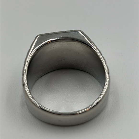 2312- Green Color Cubic Zirconia Handmade Men's Ring Size 13.5 NWT - Picture 5 of 7